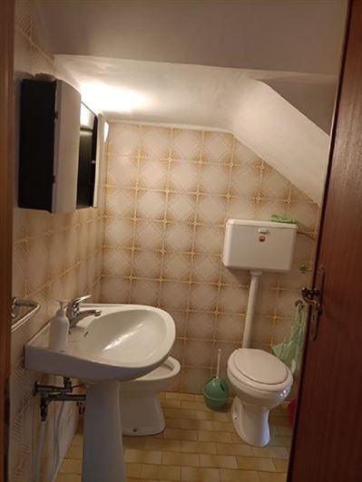 Image No.7-2 Bed Townhouse for sale