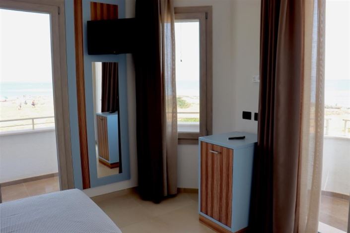 Image No.12-6 Bed Villa for sale