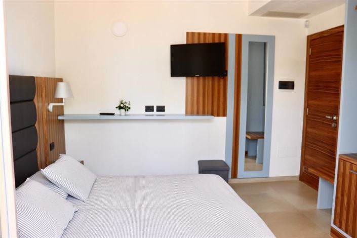 Image No.13-6 Bed Villa for sale