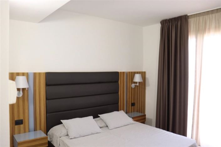 Image No.15-6 Bed Villa for sale