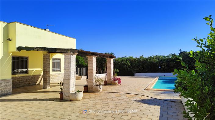 Image No.10-4 Bed Villa for sale