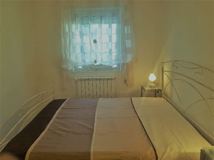 Image No.15-4 Bed Property for sale