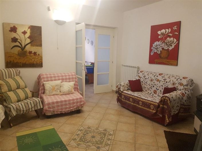 Image No.10-4 Bed Property for sale