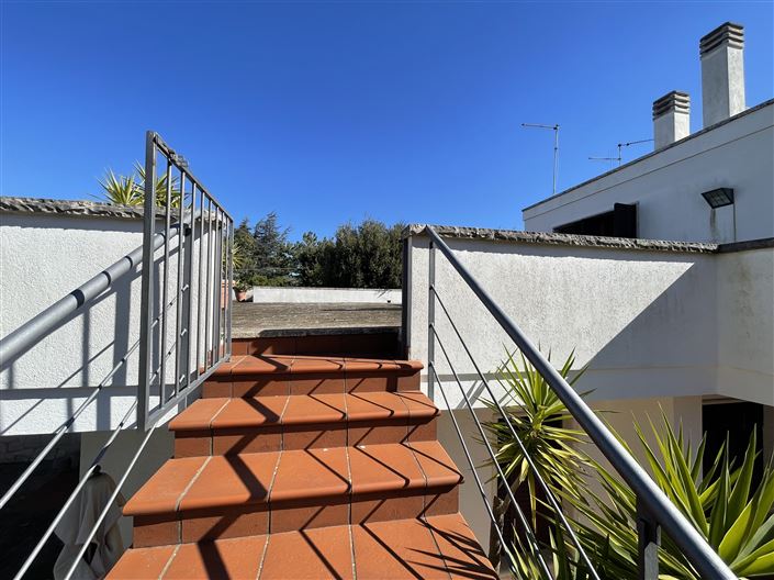 Image No.12-3 Bed Villa for sale