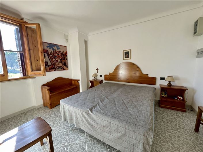 Image No.17-3 Bed Villa for sale