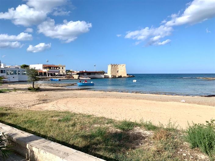 Image No.28-1 Bed Property for sale