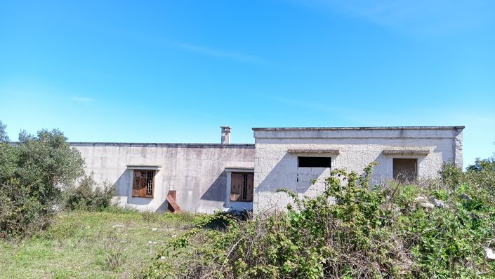 Image No.22-7 Bed Property for sale