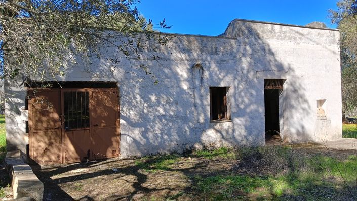 Image No.15-2 Bed Property for sale