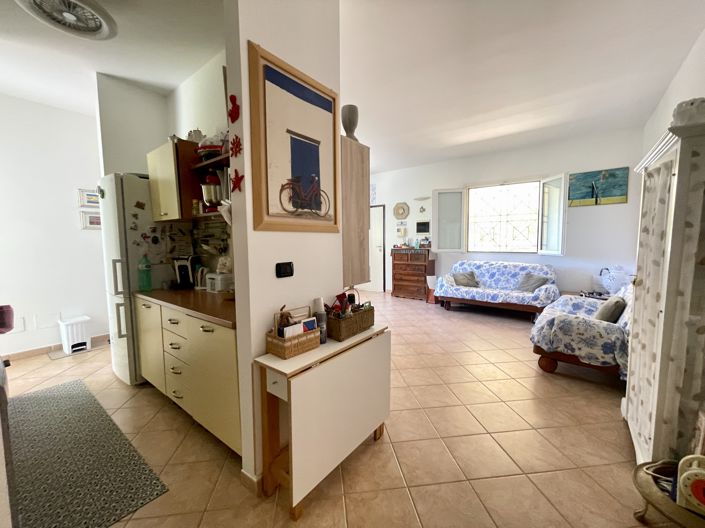 Image No.18-5 Bed Property for sale