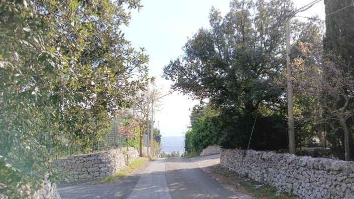 Image No.14-5 Bed Property for sale