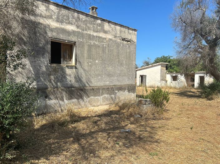 Image No.7-2 Bed Property for sale