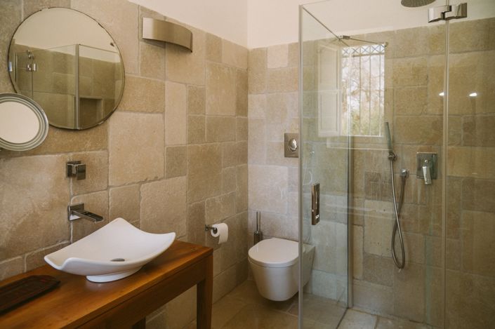 Image No.12-4 Bed Property for sale