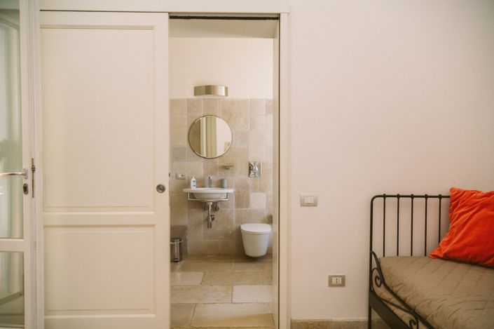 Image No.23-4 Bed Property for sale