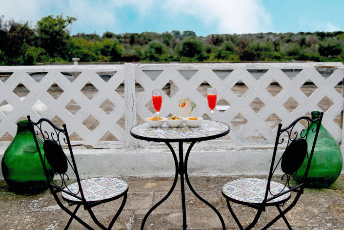 Image No.18-7 Bed Property for sale