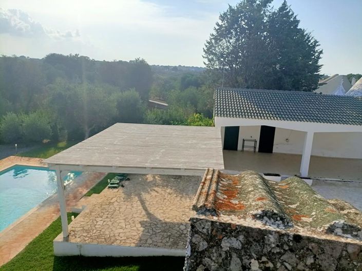 Image No.12-4 Bed Property for sale