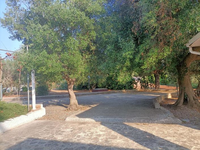 Image No.39-4 Bed Property for sale