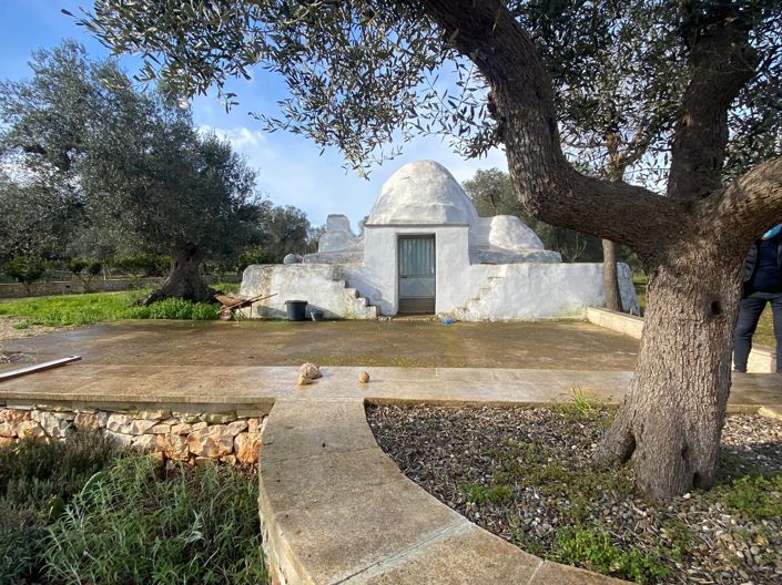 Image No.33-6 Bed Property for sale