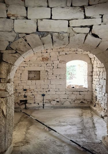 Image No.15-3 Bed Property for sale