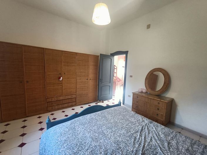 Image No.18-3 Bed Villa for sale