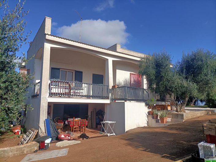 Image No.3-3 Bed Villa for sale