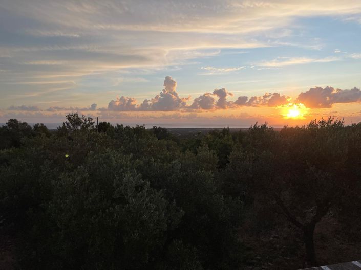 Image No.19-2 Bed Farmhouse for sale