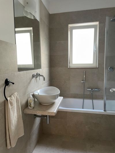 Image No.27-2 Bed Farmhouse for sale