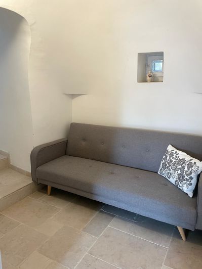 Image No.31-2 Bed Farmhouse for sale