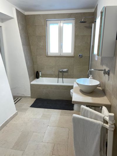 Image No.33-2 Bed Farmhouse for sale