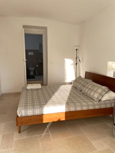 Image No.34-2 Bed Farmhouse for sale