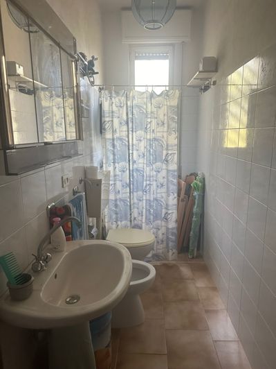 Image No.19-2 Bed Property for sale