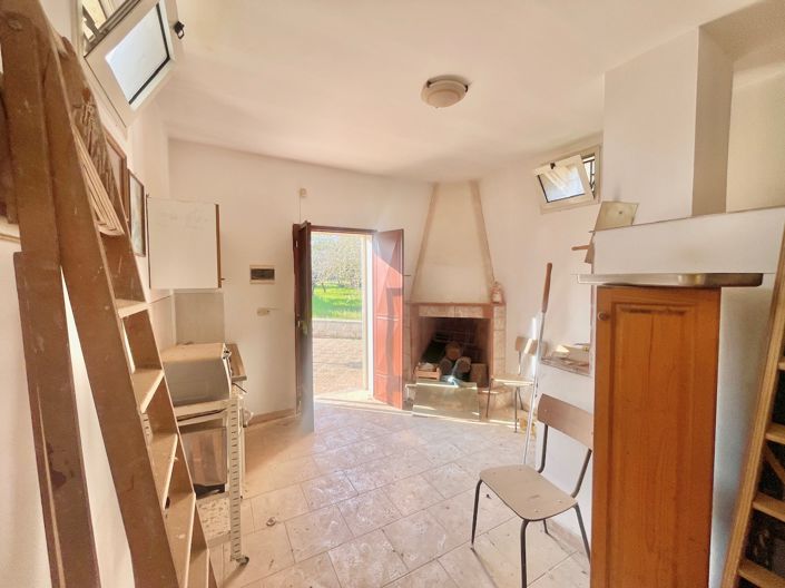 Image No.17-2 Bed Property for sale