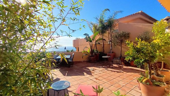 Image No.1-3 Bed Penthouse for sale