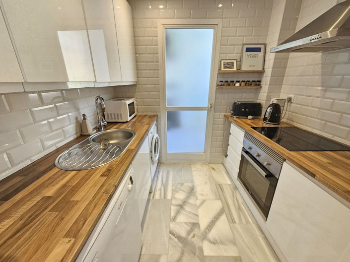 Image No.15-2 Bed Apartment for sale