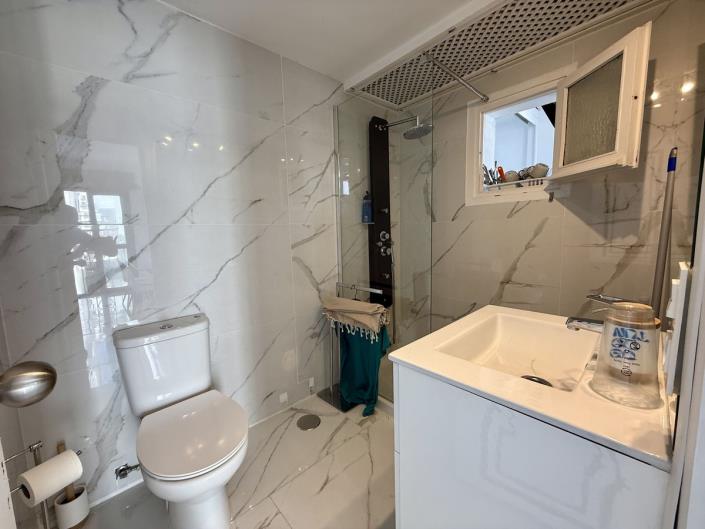 Image No.13-2 Bed Apartment for sale