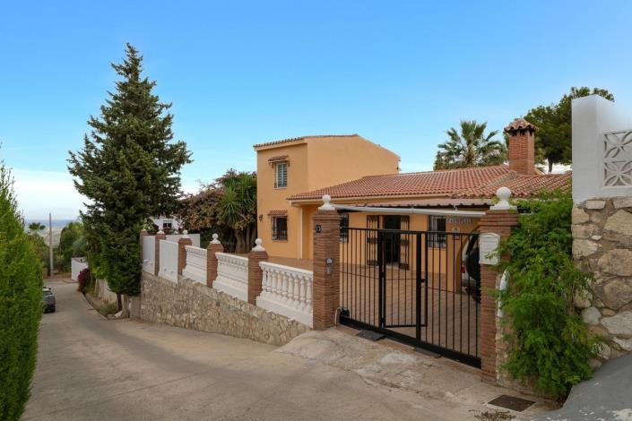 Image No.7-4 Bed Villa for sale