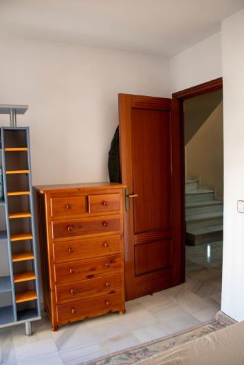 Image No.17-4 Bed Duplex for sale