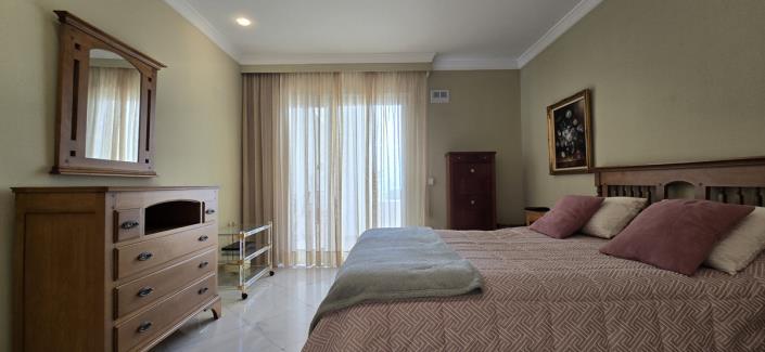 Image No.36-4 Bed Apartment for sale