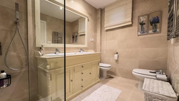 Image No.30-3 Bed Apartment for sale