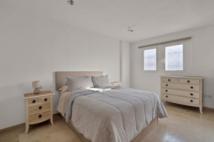 Image No.7-3 Bed Apartment for sale