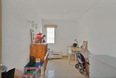 8-e64a9055bba3e77ac8aca3b893cdf826