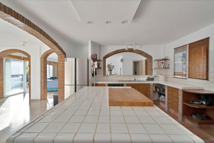 Image No.16-3 Bed Apartment for sale