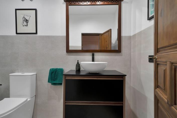 Image No.14-3 Bed Townhouse for sale