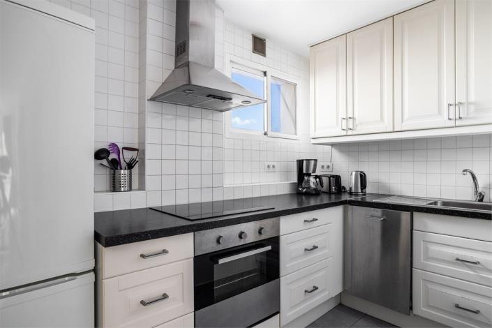 Image No.9-3 Bed Apartment for sale