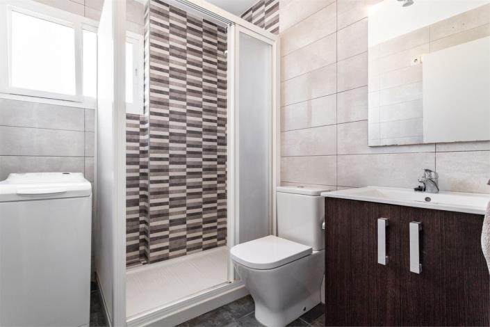 Image No.15-3 Bed Apartment for sale