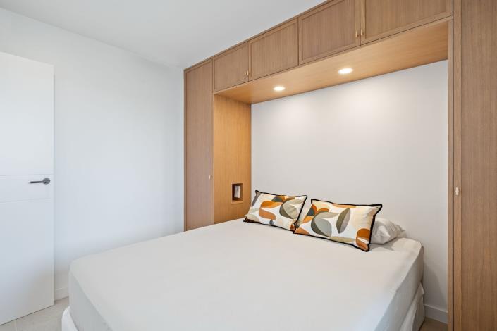 Image No.20-2 Bed Apartment for sale