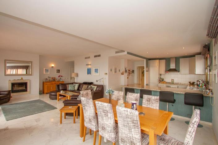 Image No.9-2 Bed Apartment for sale