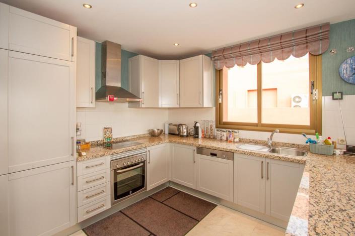 Image No.12-2 Bed Apartment for sale