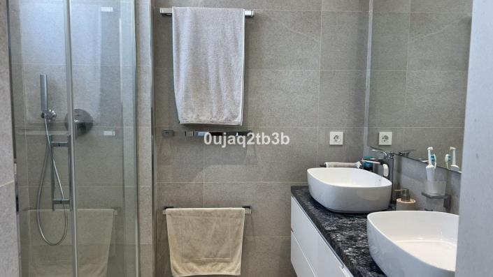 Image No.14-3 Bed Apartment for sale