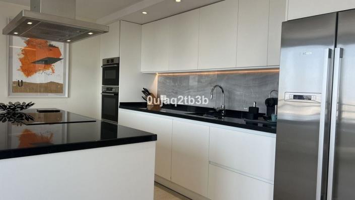 Image No.19-3 Bed Apartment for sale