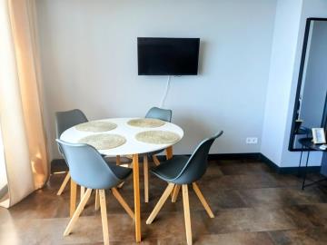 6-fa543ff60f4e104718a0562ed3ccbf30